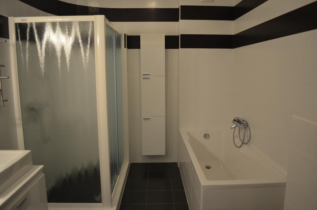 تْشيرسيك نوفي Vista Residence الغرفة الصورة