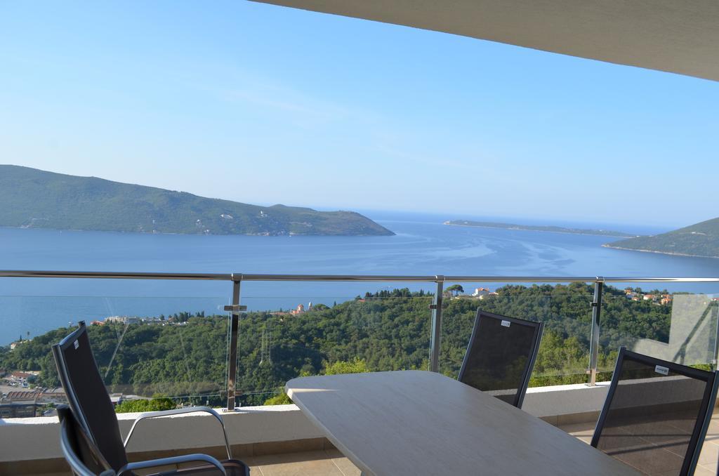 تْشيرسيك نوفي Vista Residence الغرفة الصورة